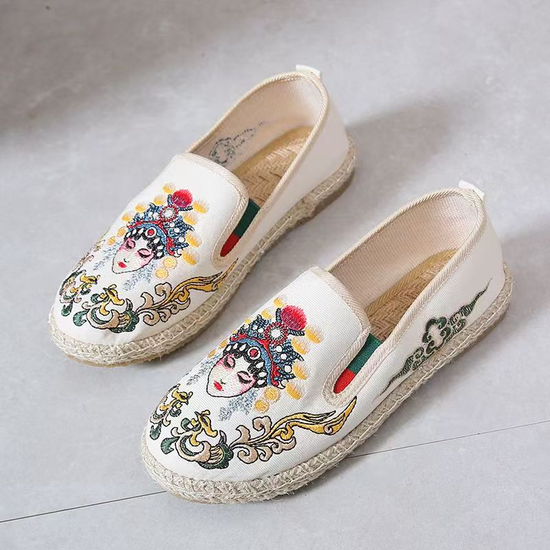 Embroidery Fabric - Women Flat Sole Embroidered Cloth Shoes