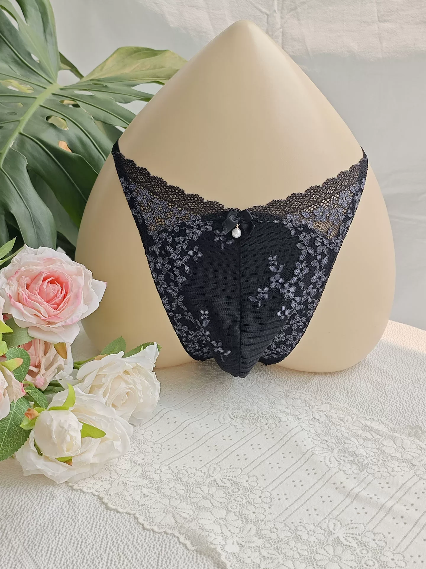 Embroidery Gift - Black Lace Man's T-brief Embroidery Handmake