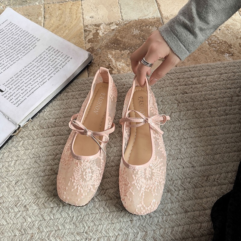 Women's Gentle Ballet Flat Sho - Embroidery Canvas review and price