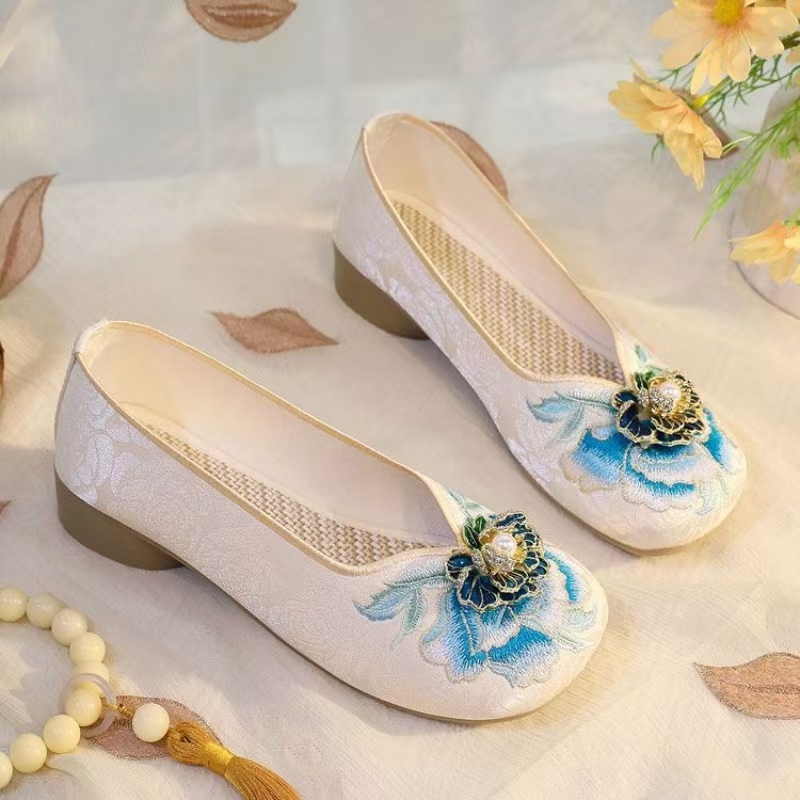 Woman Low Heel Embroidered Clo - Embroidery Canvas review and price